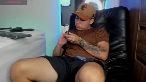 Snapshot of mattiwsmorris_ chatting on May 2026 05:35:02 AM mattiwsmorris_ online show from May 2026 05:35:02 AM