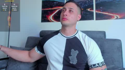 mattsaill_ online show from January 2025 10:22:01 PM