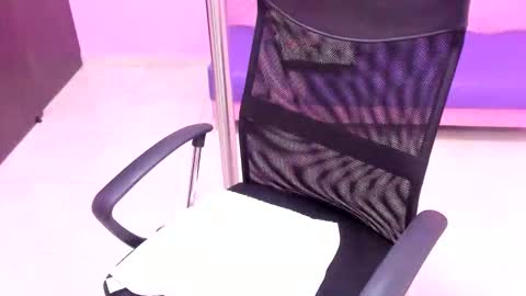 call me samantha online show from December 2025 07:32:01 PM