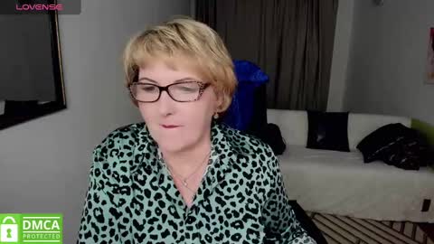 Snapshot of mature_blonde7 chatting on January 2025 03:08:01 PM Lana online show from January 2025 03:08:01 PM