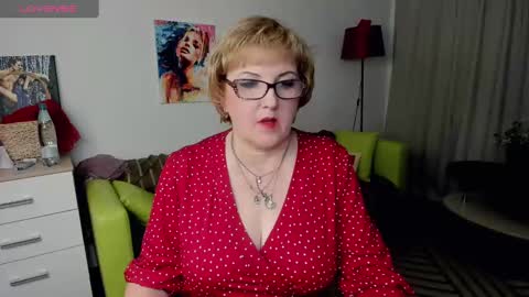 Snapshot of mature_blonde7 chatting on January 2025 03:04:02 PM Lana online show from January 2025 03:04:02 PM