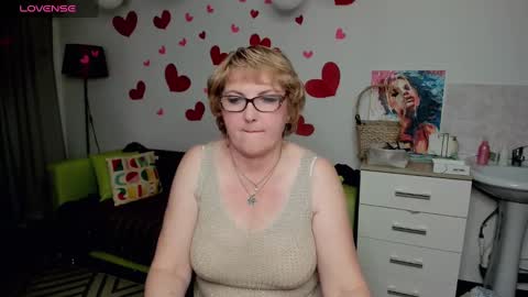 Snapshot of mature_blonde7 chatting on February 2025 05:23:02 AM Lana online show from February 2025 05:23:02 AM