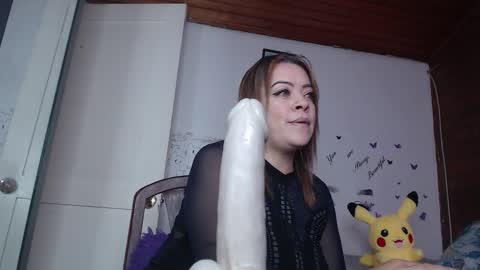 Mature liaa online show from November 2025 01:34:02 PM