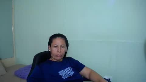 Snapshot of mature_martina_ chatting on February 2025 08:58:01 AM Martina online show from February 2025 08:58:01 AM