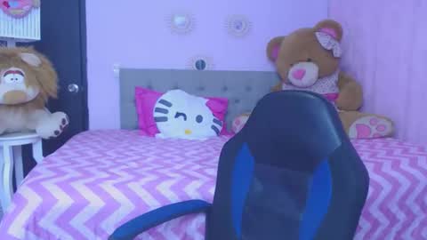 Martina online show from November 2025 12:09:02 PM