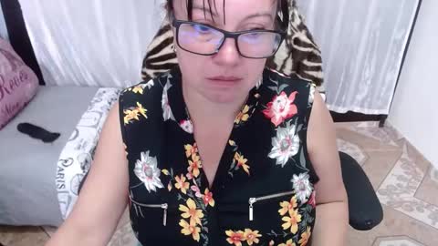 Snapshot of mature_wolf chatting on February 2025 02:48:01 PM Sonia online show from February 2025 02:48:01 PM