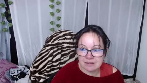 Snapshot of mature_wolf chatting on February 2025 03:42:02 PM Sonia online show from February 2025 03:42:02 PM