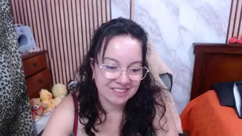 Snapshot of mature_wolf chatting on October 2025 11:22:02 PM Sonia online show from October 2025 11:22:02 PM