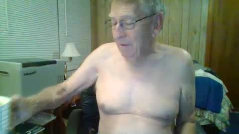 Snapshot of maturecouple1954 chatting on December 2024 11:31:02 AM SXECPL55 at G mail Dot Com online show from December 2024 11:31:02 AM