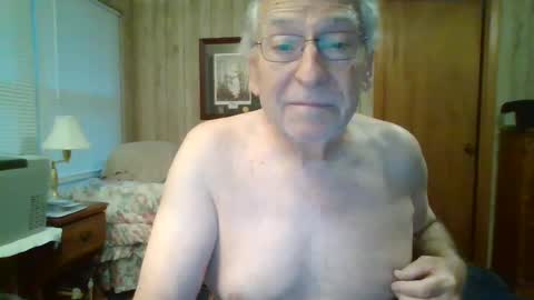 Snapshot of maturecouple1954 chatting on February 2025 12:47:01 PM SXECPL55 at G mail Dot Com online show from February 2025 12:47:01 PM