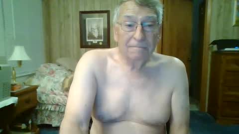 Snapshot of maturecouple1954 chatting on March 2025 11:31:01 AM SXECPL55 at G mail Dot Com online show from March 2025 11:31:01 AM