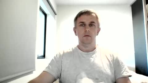 matureontheedge online show from June 2026 04:51:01 PM