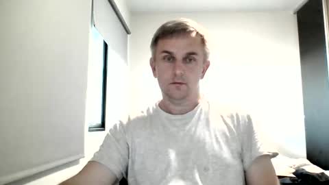 matureontheedge online show from June 2026 05:35:02 PM