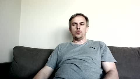 matureontheedge online show from June 2026 05:39:01 PM