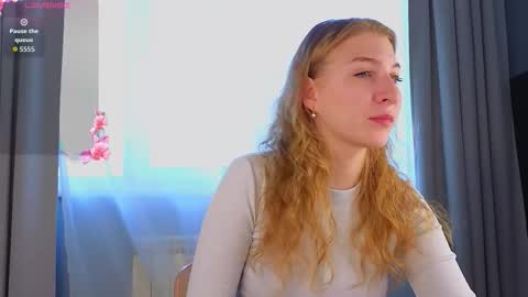 maureencoombs online show from September 2025 04:22:01 AM