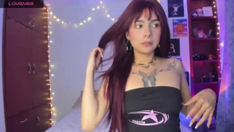 mavimist_ online show from June 2026 01:04:01 AM