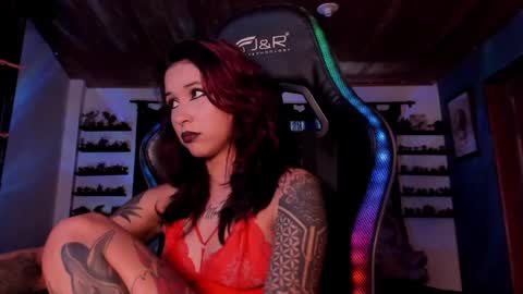Snapshot of mavis_fuentes chatting on February 2025 10:40:01 PM Hilary online show from February 2025 10:40:01 PM