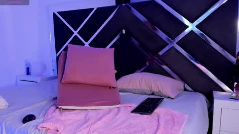 mawuh online show from December 2025 10:18:02 PM