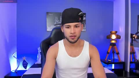 Max Conor online show from October 2025 12:03:02 PM