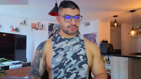 Max online show from November 2025 03:45:01 PM