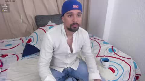 Snapshot of max_ed chatting on June 2026 12:03:01 PM edward online show from June 2026 12:03:01 PM