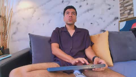 Max Hornye online show from April 2026 12:58:02 PM