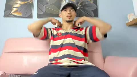 Snapshot of max_jowel chatting on November 2025 03:07:01 AM max_jowel online show from November 2025 03:07:01 AM