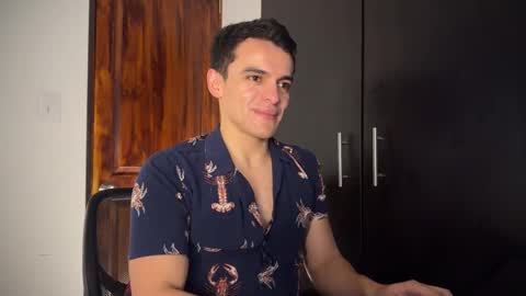 Snapshot of max_lancaster chatting on March 2025 02:21:01 AM Max Lancaster online show from March 2025 02:21:01 AM