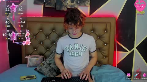 Snapshot of max_lover1 chatting on January 2025 03:26:01 PM Max lover1 online show from January 2025 03:26:01 PM