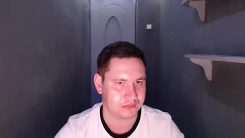 Snapshot of max_marlyn chatting on May 2026 04:20:02 AM Max Marlyn online show from May 2026 04:20:02 AM