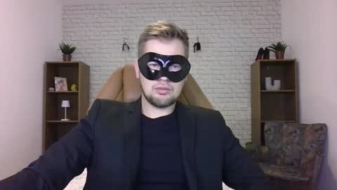 Snapshot of max_mila_888 chatting on September 2025 09:00:02 AM Max  Aliya online show from September 2025 09:00:02 AM