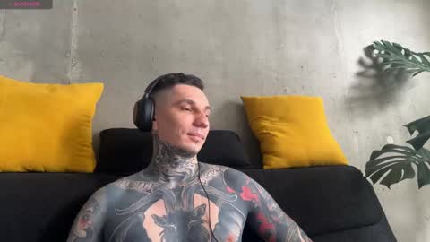    online show from October 2025 06:45:01 AM