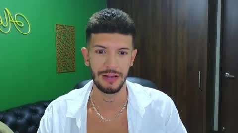 Max Taylor online show from December 2024 08:50:01 PM