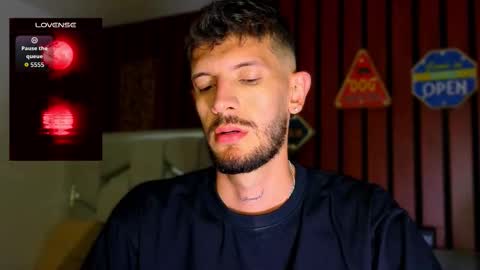 Max Taylor online show from December 2025 01:00:01 AM