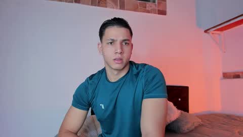 max online show from September 2025 06:22:01 PM