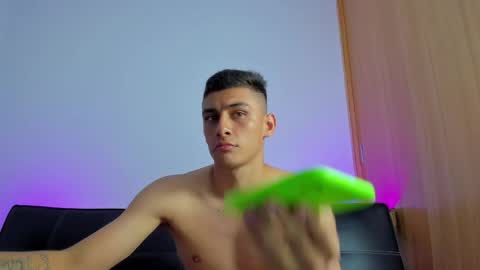 MAX     online show from April 2026 12:29:02 PM