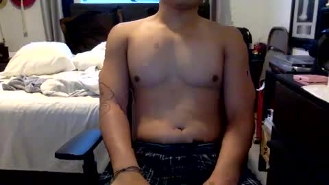 Snapshot of maxblairwood chatting on July 2026 02:27:01 AM maxblairwood online show from July 2026 02:27:01 AM