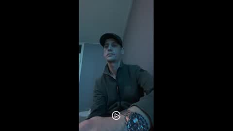 Snapshot of maxbose666 chatting on January 2025 11:06:01 PM Max online show from January 2025 11:06:01 PM