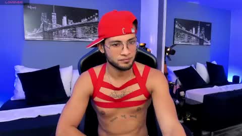 Snapshot of maxconor1 chatting on April 2026 02:49:02 AM Max Conor online show from April 2026 02:49:02 AM