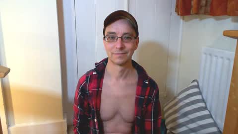 Max Davies online show from December 2024 01:21:01 PM