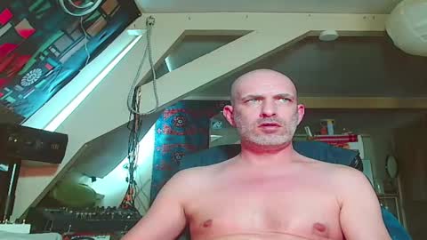 maxhardcore77 online show from March 2025 12:26:02 PM