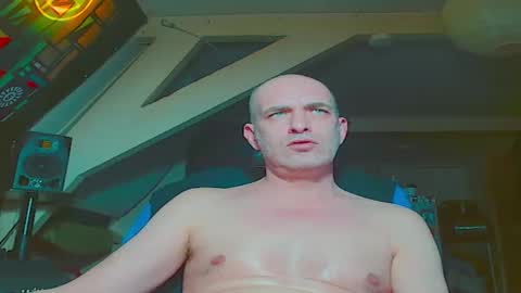 maxhardcore77 online show from March 2026 12:59:01 AM