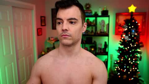 Max Hughes online show from December 2025 05:36:02 AM