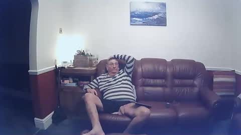 MAX online show from February 2025 09:08:02 PM