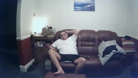 MAX online show from March 2025 09:22:01 PM