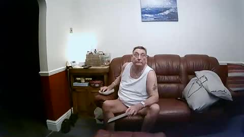 MAX online show from March 2025 02:09:02 AM