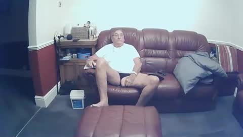 MAX online show from September 2025 09:48:02 PM