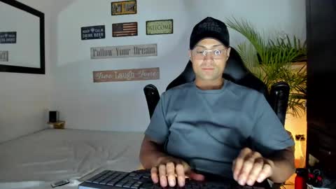 MAXI      online show from April 2026 02:37:02 AM