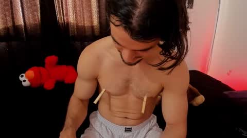 Snapshot of maxi_styles chatting on January 2025 07:52:01 PM Alex online show from January 2025 07:52:01 PM