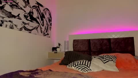 Max online show from February 2025 02:28:02 AM